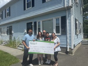 Grant recipient, Kim with Hometown Mortgage lender.